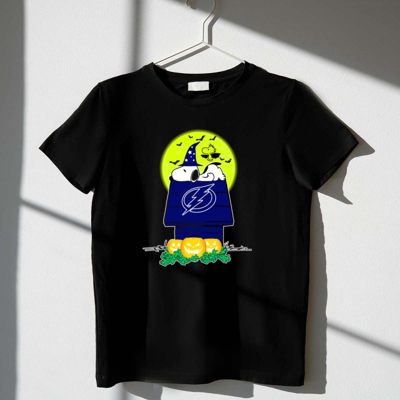Tampa Bay Lightning Snoopy Halloween Moon Pumpkins Woodstock 1 T Shirt