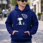 Tennessee Titans Snoopy And Woodstock Pilgrim Hats 8 Hoodie