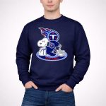 Tennessee Titans Snoopy Football Mascot 3 Sweatshirt