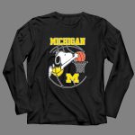 The Peanuts Snoopy Dunk Michigan Wolverines 4 Long Sleeves.jpg