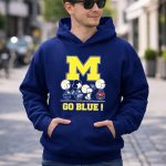 The peanuts michigan wolverines football go blue 8 Hoodie.jpg