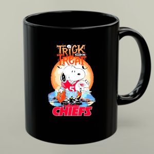 Trick Treat Snoopy Teams Kansas City Chiefs Halloween 1 mug.jpg