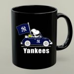 Yankees Snoopy Car New York Yankees Flag 1 mug.jpg