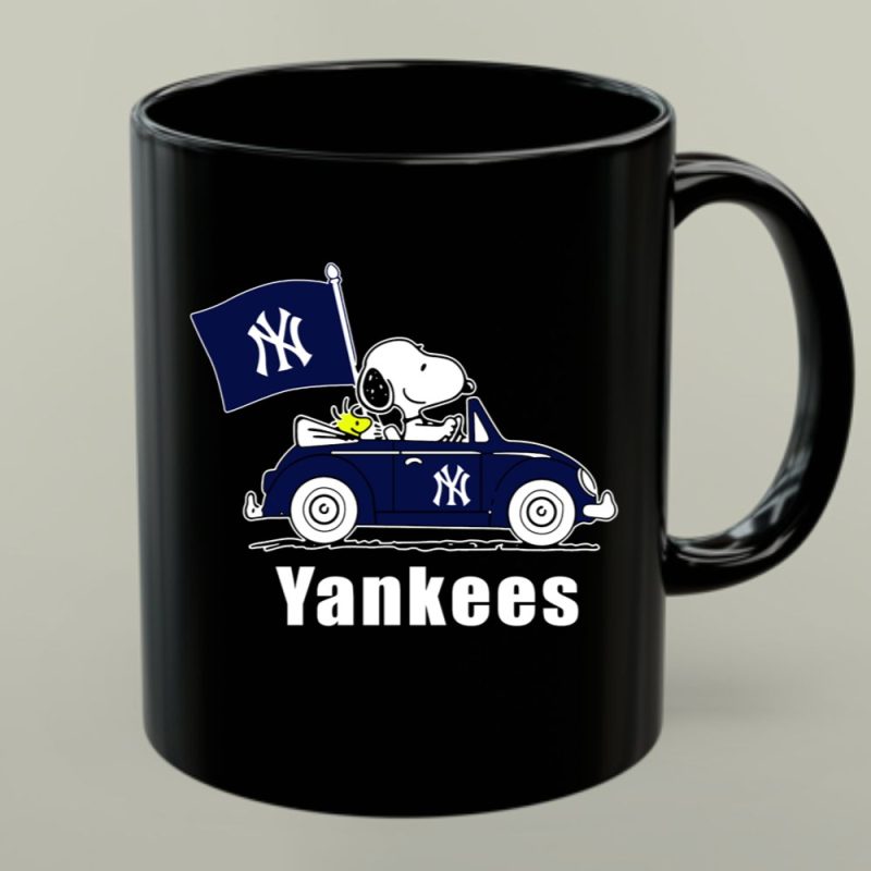 Yankees Snoopy Car New York Yankees Flag 1 Mug.jpg