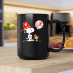 Yankees Snoopy Woodstock Baseball Hat 2 mug.jpg